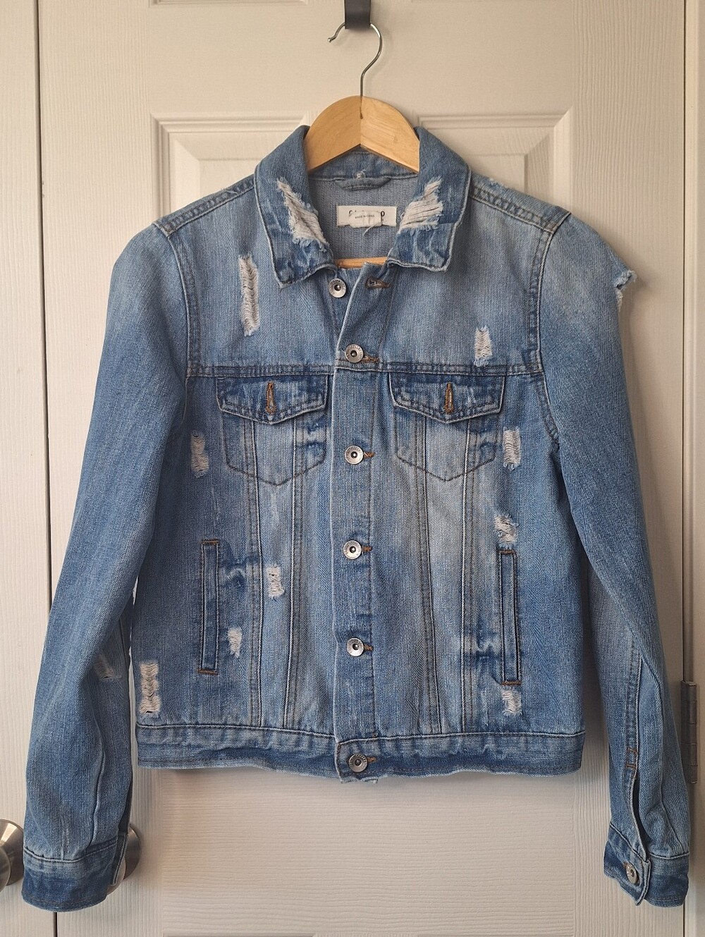 Ci Sono Denim Collection Womens Light Blue Distressed Denim Jacket Size Medium